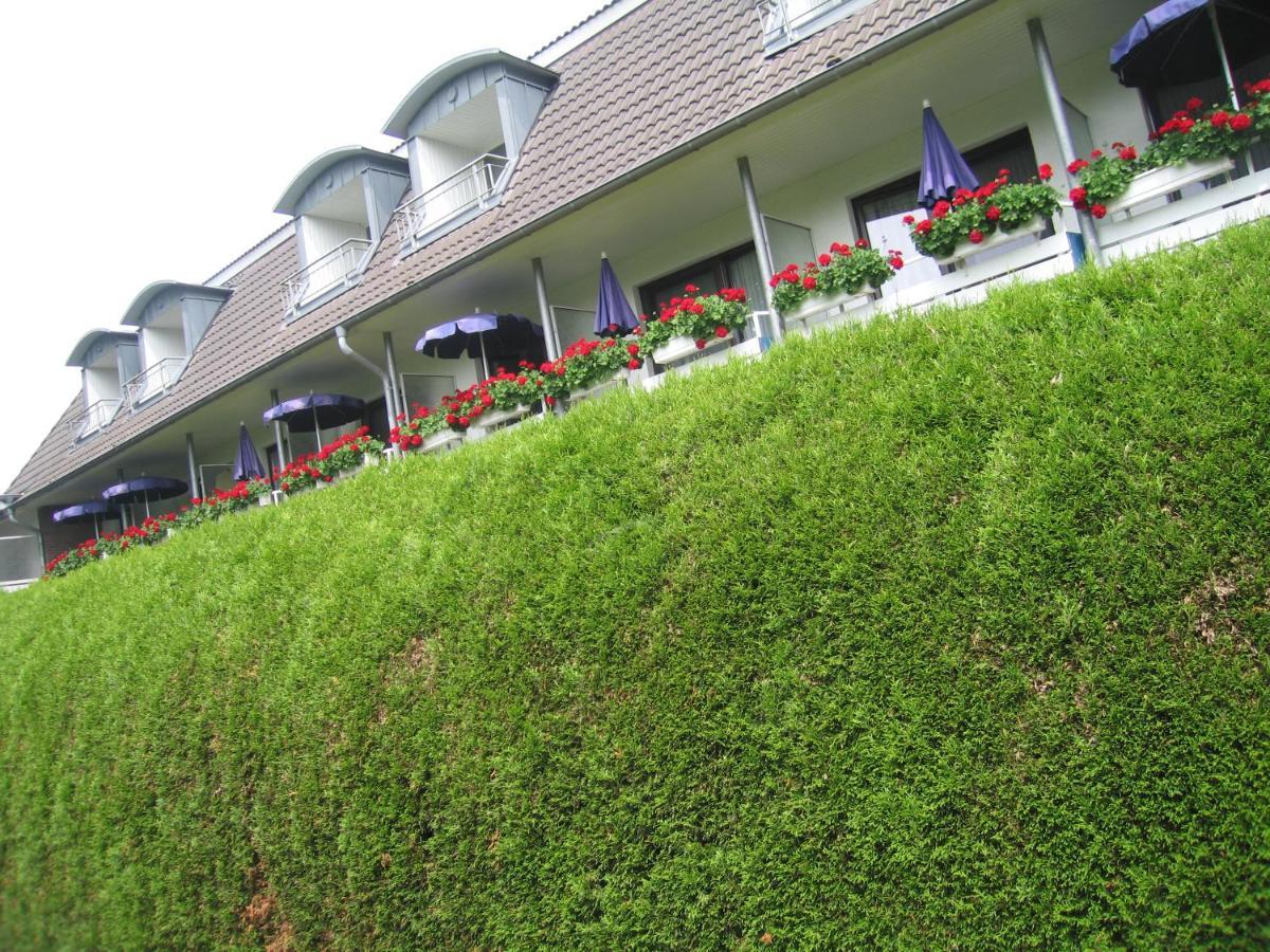 Hotel Zum Rosenteich Bad Zwischenahn Esterno foto