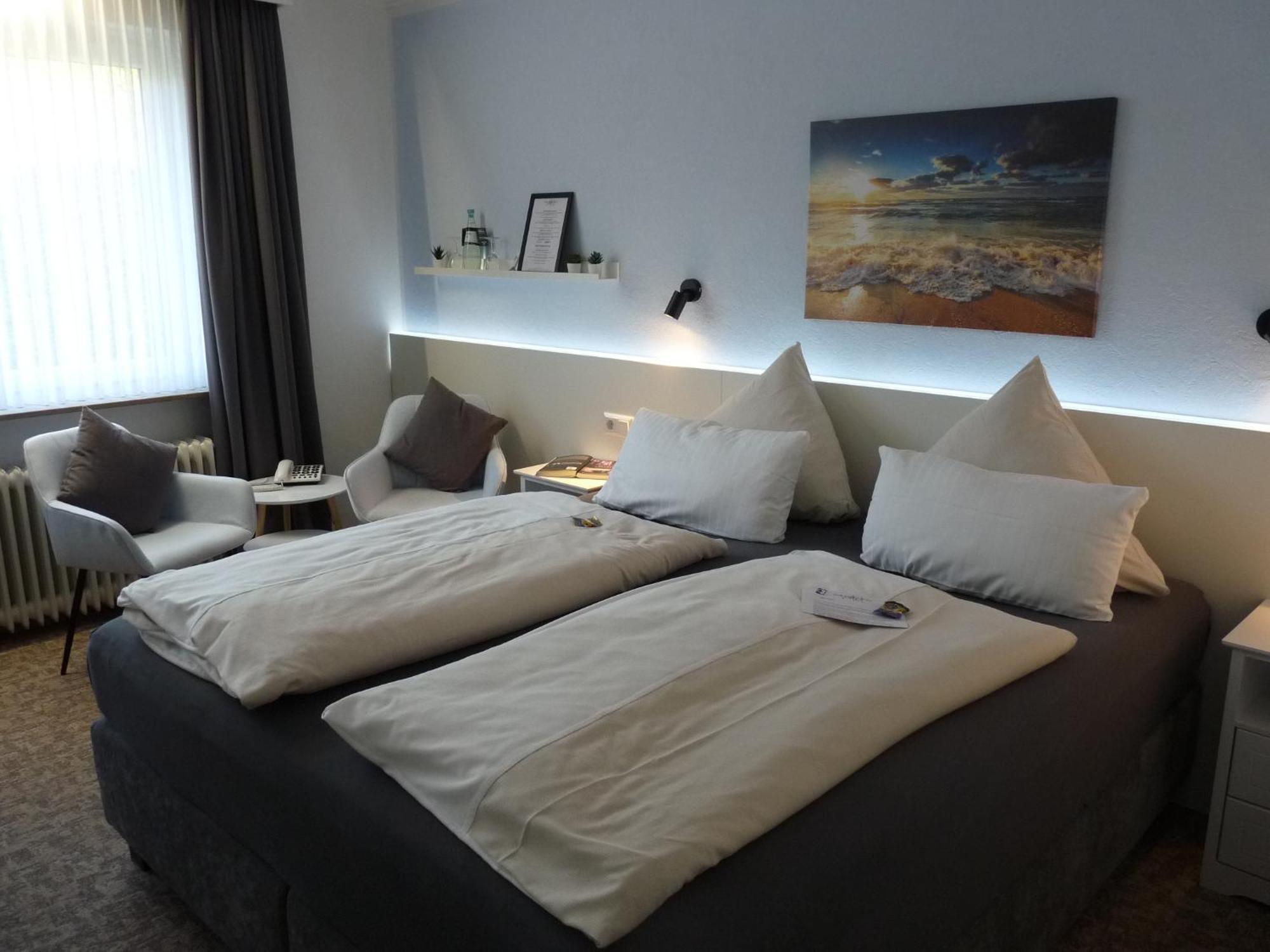 Hotel Zum Rosenteich Bad Zwischenahn Esterno foto