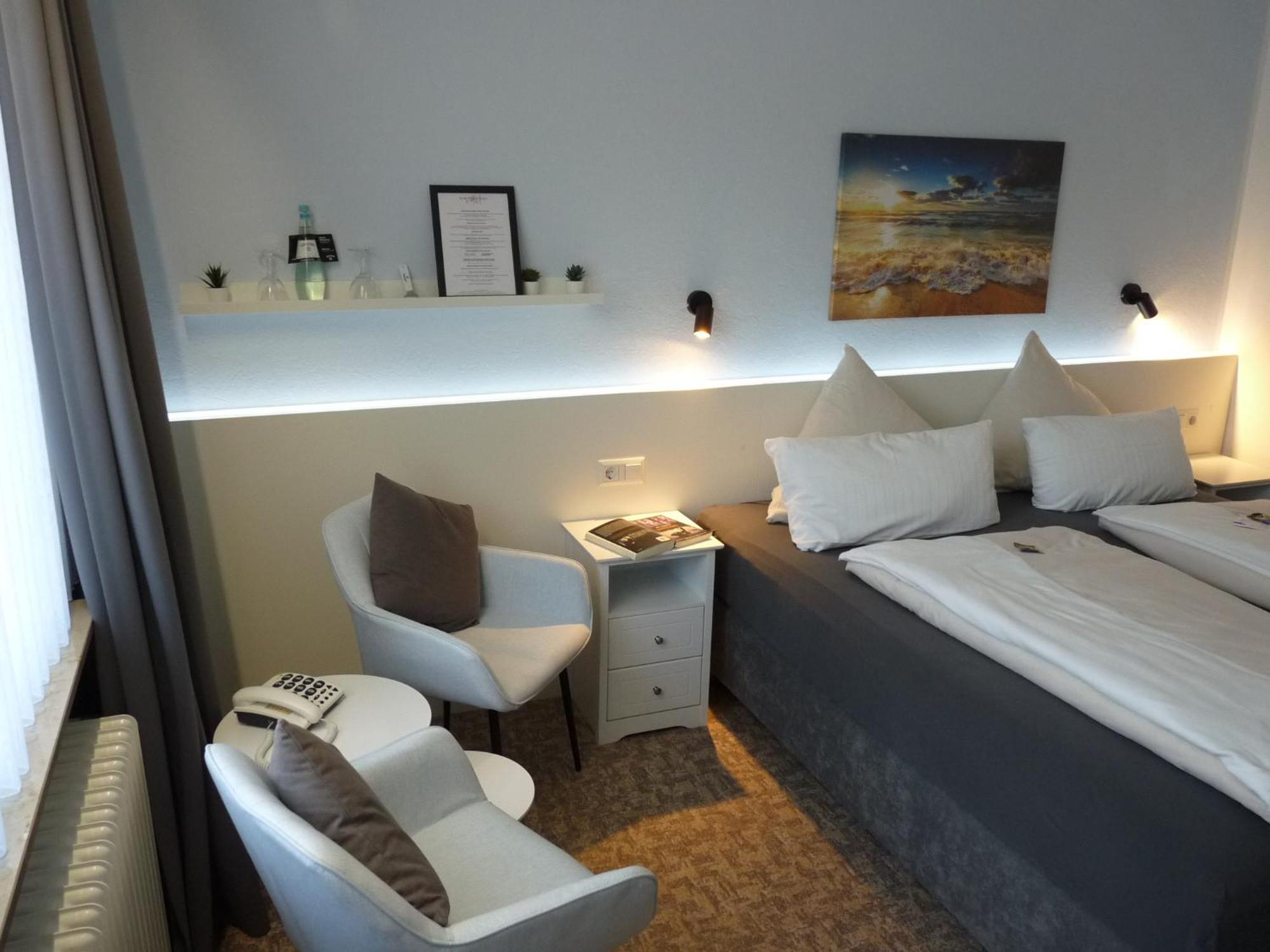 Hotel Zum Rosenteich Bad Zwischenahn Esterno foto