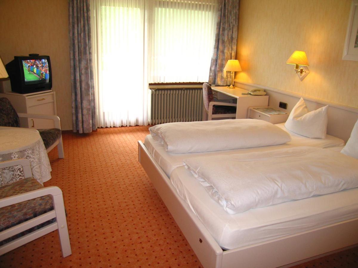 Hotel Zum Rosenteich Bad Zwischenahn Esterno foto