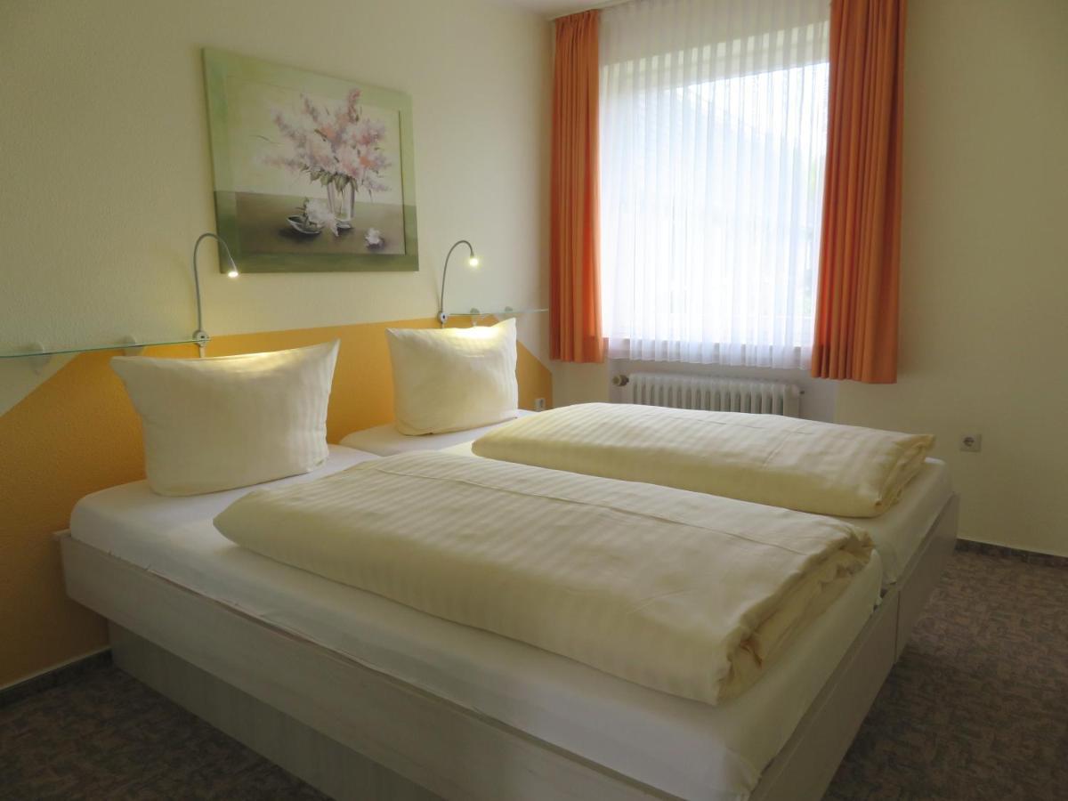 Hotel Zum Rosenteich Bad Zwischenahn Esterno foto
