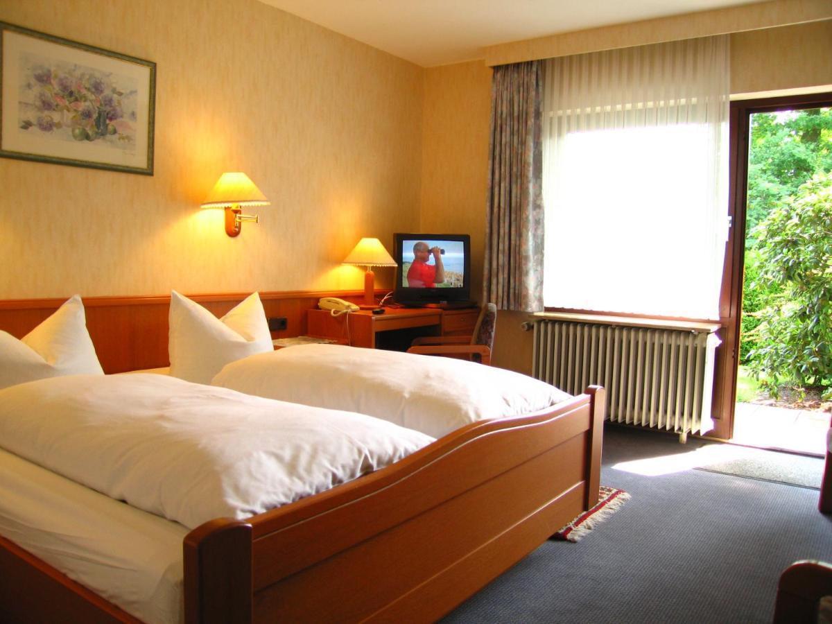 Hotel Zum Rosenteich Bad Zwischenahn Esterno foto