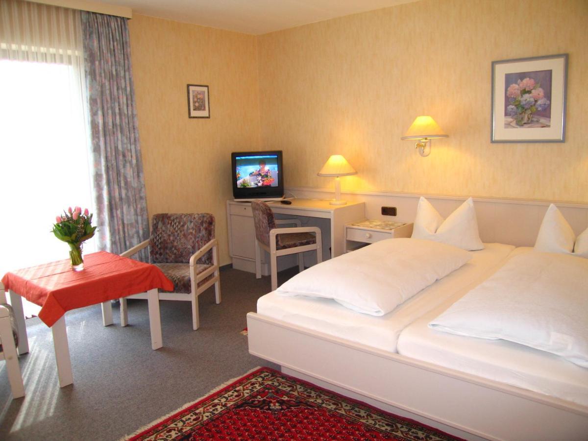 Hotel Zum Rosenteich Bad Zwischenahn Esterno foto